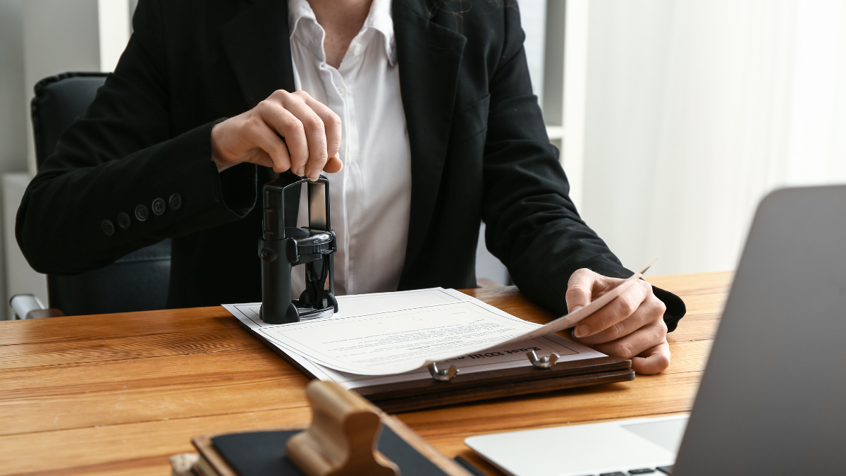 Jak legalnie sprzedawać własne warzywa i owoce w Polsce? Poradnik dla osób prywatnych